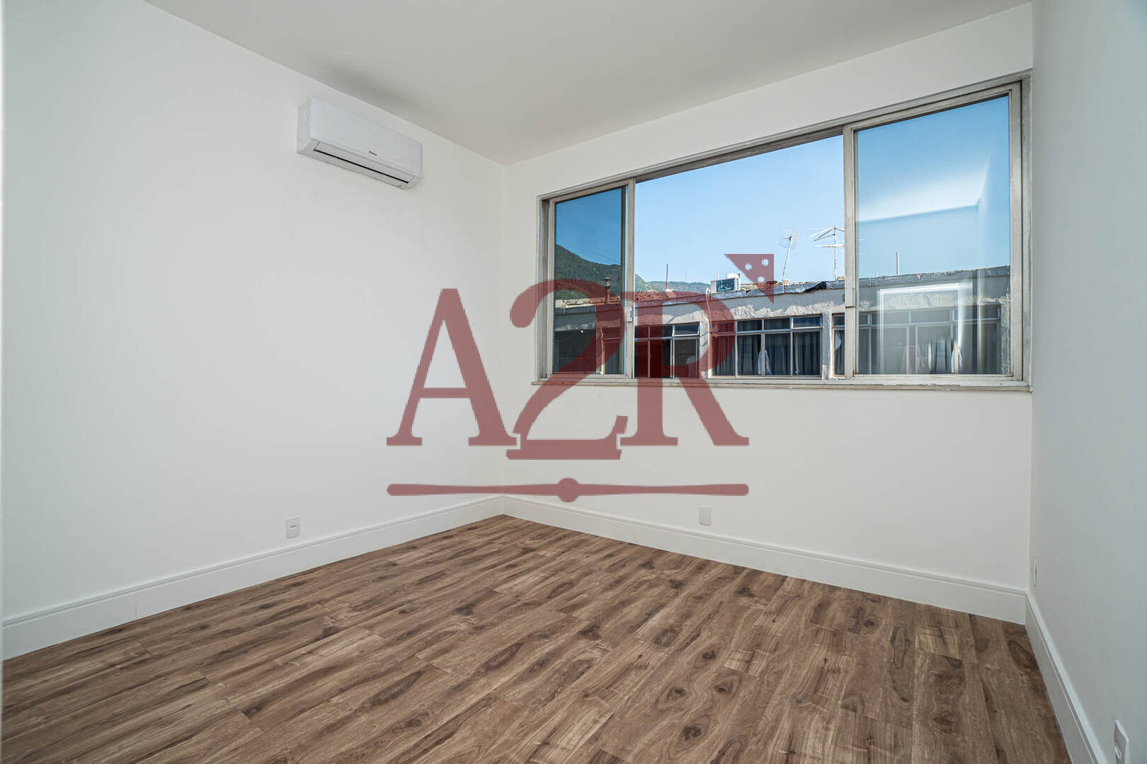 Apartamento à venda com 4 quartos, 130m² - Foto 12